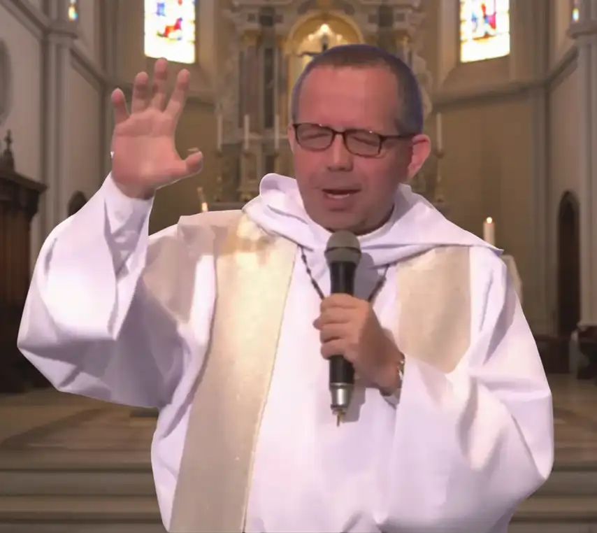 Foto de Pbro. Ángel Guzmán